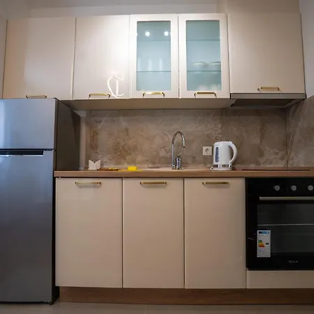 アパート Urban Base