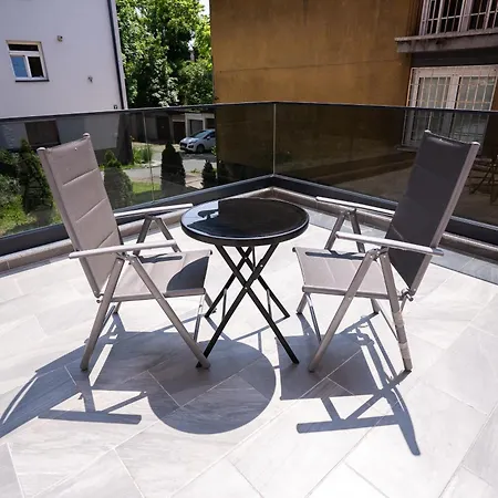 Urban Base Apartamento *